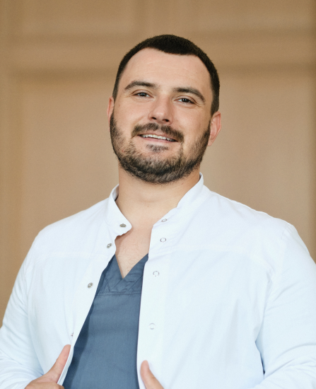 Врач Лившиц Михаил Владимирович — Заведующий отделением, врач по рентгенэндоваскулярным диагностике и лечению